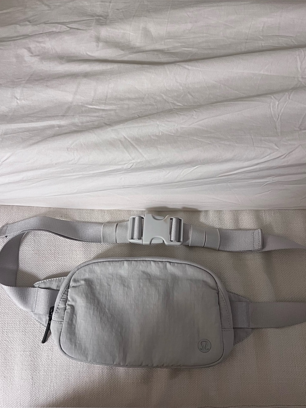 Lululemon Everywhere Belt Bag 1L